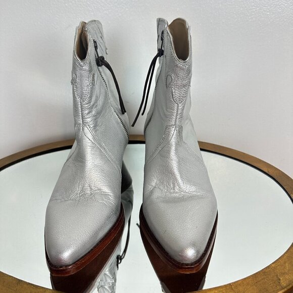 FREE PEOPLE New Frontier Western Bootie in Silver Leather Size 8US / 38EU - Picture 5 of 12